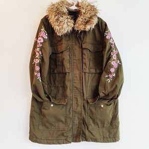 FOREVER 21 Floral Embroidery Coat